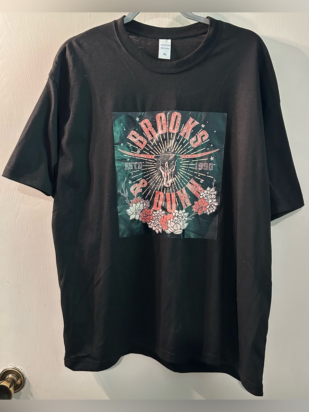 Brooks & Dunn Black Graphic Tee
Western head EST 1990 Size XL